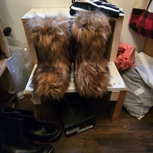 Faux Fur Brown Boots